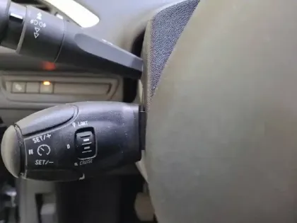 Photo 57 Peugeot 208  PureTech 82ch S&S BVM5