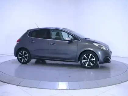 Photo 34 Peugeot 208  PureTech 82ch S&S BVM5