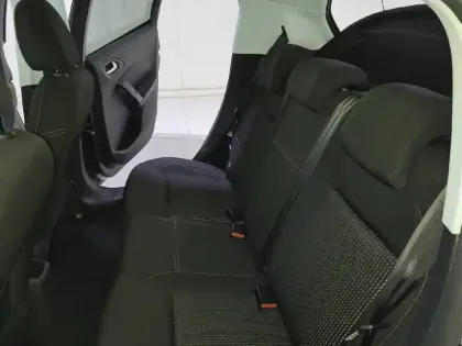 Photo 11 Peugeot 208  PureTech 82ch S&S BVM5