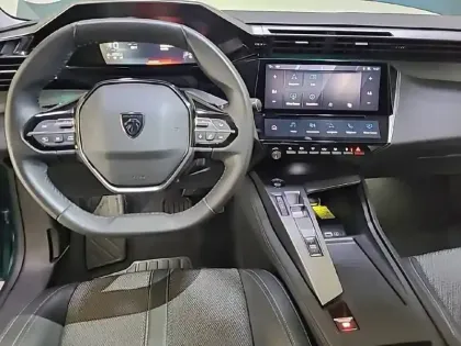 Photo 7 Peugeot 308  SW BlueHDi 130ch S&S EAT8