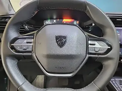 Photo 8 Peugeot 308  SW BlueHDi 130ch S&S EAT8