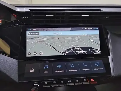 Photo 18 Peugeot 308  SW BlueHDi 130ch S&S EAT8