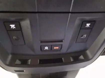 Photo 80 Peugeot 5008  Hybrid 145 e-DCS6