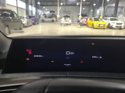 Photo 9 Peugeot 5008  Hybrid 145 e-DCS6