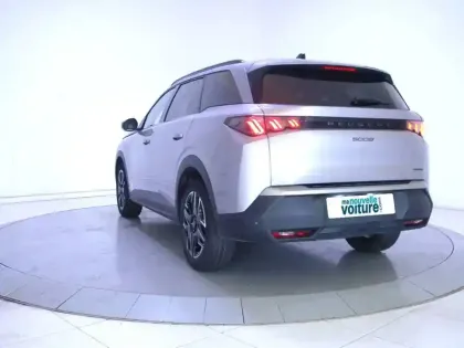 Photo 60 Peugeot 5008  Hybrid 145 e-DCS6