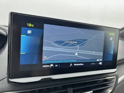 Photo 20 Peugeot 3008  Hybrid 225 e-EAT8