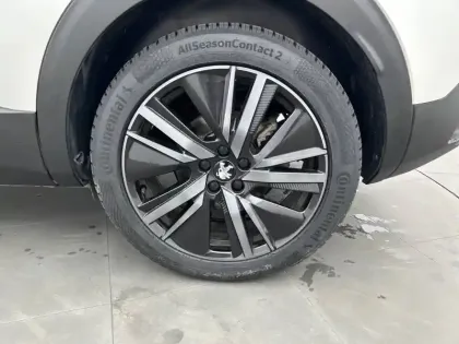 Photo 12 Peugeot 3008  Hybrid 225 e-EAT8