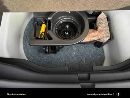 Photo 12 Alfa Romeo Junior  1.2 Ibrida 145 ch eDCT6