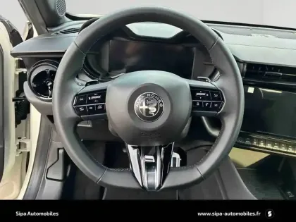 Photo 14 Alfa Romeo Junior  1.2 Ibrida 145 ch eDCT6