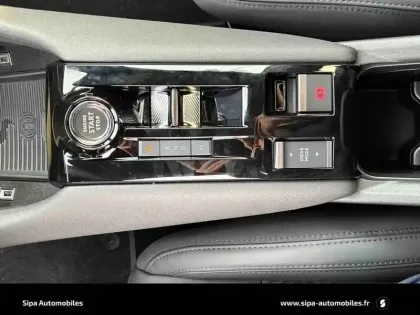 Photo 17 Alfa Romeo Junior  1.2 Ibrida 145 ch eDCT6