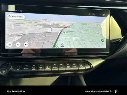 Photo 23 Alfa Romeo Junior  1.2 Ibrida 145 ch eDCT6