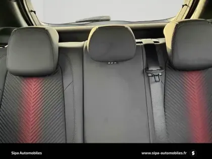 Photo 13 Alfa Romeo Junior  1.2 Ibrida 145 ch eDCT6