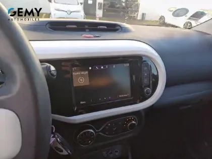 Photo 12 Renault Twingo  III E-Tech