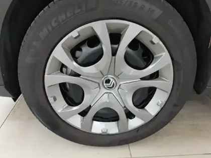 Photo 34 Citroën C3  Turbo 100 ch BVM6