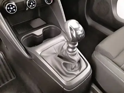 Photo 35 Citroën C3  Turbo 100 ch BVM6