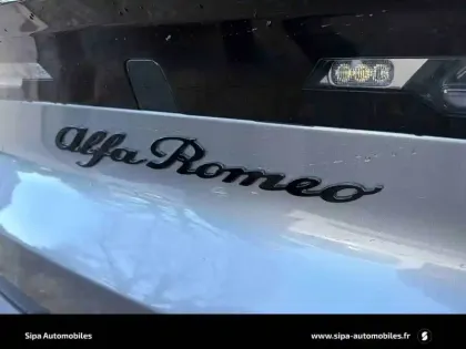 Photo 29 Alfa Romeo Junior  1.2 Ibrida 136 ch eDCT6