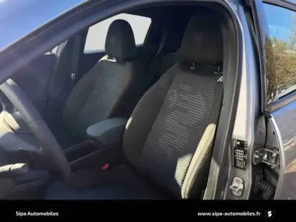 Photo 42 Alfa Romeo Junior  1.2 Ibrida 136 ch eDCT6