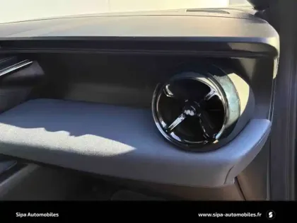 Photo 18 Alfa Romeo Junior  1.2 Ibrida 136 ch eDCT6