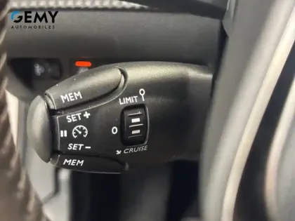 Photo 12 Peugeot 208  Electrique 50 kWh 136ch
