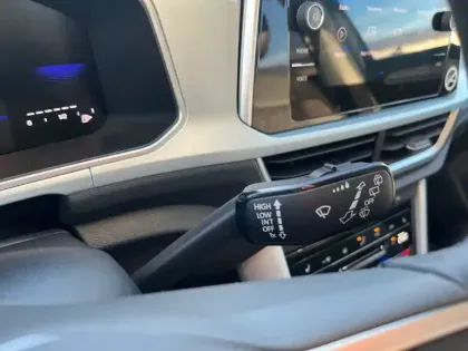 Photo 21 Volkswagen T-roc  1.0 TSI 116 Start/Stop BVM6