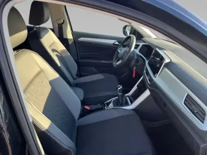 Photo 10 Volkswagen T-roc  1.0 TSI 116 Start/Stop BVM6