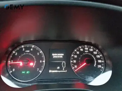 Photo 13 Dacia Sandero  ECO-G 100 - 22