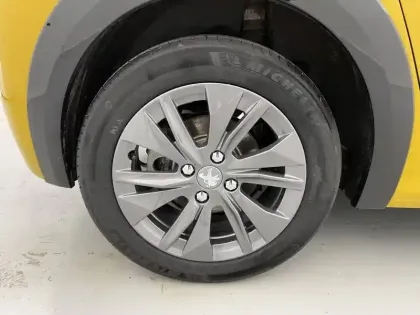 Photo 18 Peugeot 208  Electrique 50 kWh 136ch