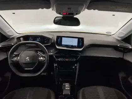 Photo 29 Peugeot 208  Electrique 50 kWh 136ch