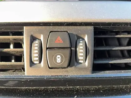 Photo 32 BMW X2  sDrive 18i 136 ch DKG7