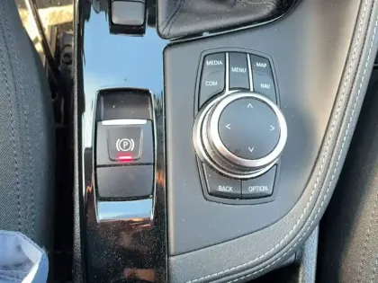 Photo 25 BMW X2  sDrive 18i 136 ch DKG7