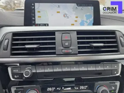 Photo 8 BMW Serie 3 318d 150 ch BVA8