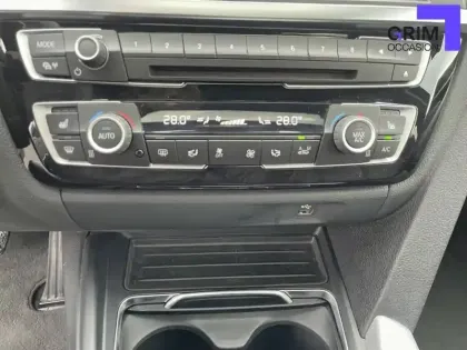 Photo 7 BMW Serie 3 318d 150 ch BVA8