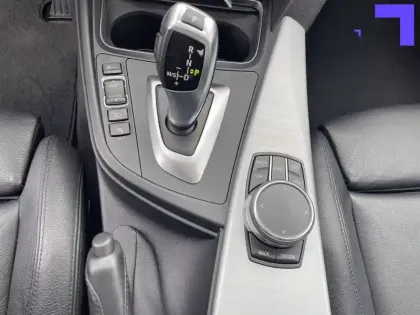 Photo 9 BMW Serie 3 318d 150 ch BVA8