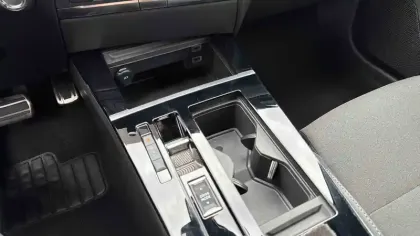 Photo 20 Opel Astra  Sports Tourer Hybride Rechargeable 180 ch BVA8