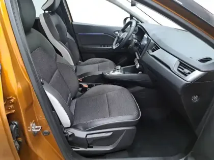 Photo 24 Renault Captur  E-Tech Plug-in 160