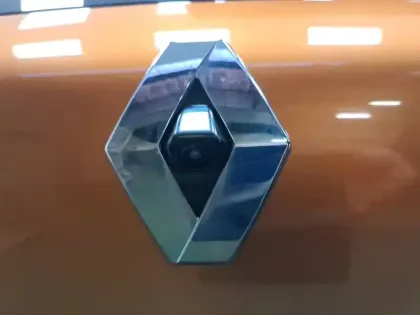 Photo 12 Renault Captur  E-Tech Plug-in 160