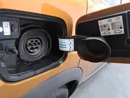 Photo 21 Renault Captur  E-Tech Plug-in 160