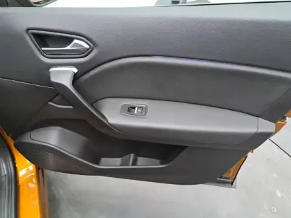 Photo 25 Renault Captur  E-Tech Plug-in 160