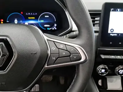 Photo 32 Renault Captur  E-Tech Plug-in 160