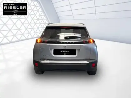 Photo 24 Peugeot 2008  Moteur électrique 136 ch