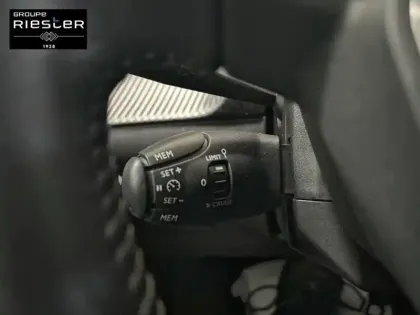 Photo 17 Peugeot 2008  Moteur électrique 136 ch