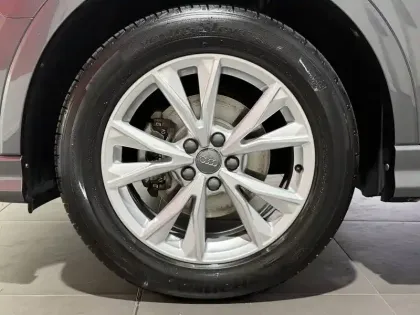 Photo 8 Audi Q3  35 TFSI 150 ch