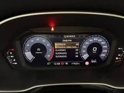 Photo 35 Audi Q3  35 TFSI 150 ch