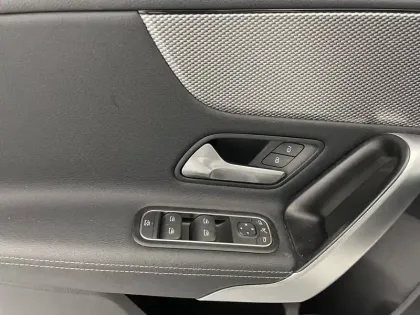 Photo 26 Mercedes Classe A  160 BM6