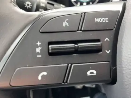 Photo 29 Hyundai Bayon  1.0 T-GDi 100 Hybrid 48V