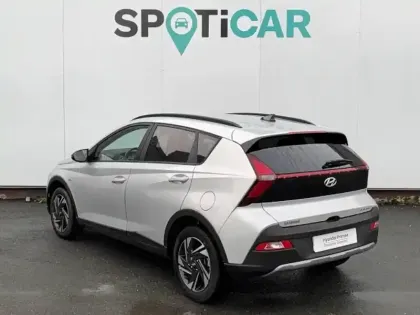 Photo 13 Hyundai Bayon  1.0 T-GDi 100 Hybrid 48V