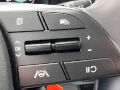 Photo 30 Hyundai Bayon  1.0 T-GDi 100 Hybrid 48V