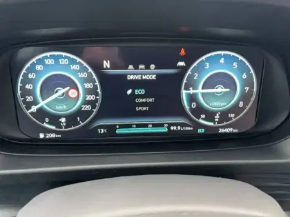 Photo 23 Hyundai Bayon  1.0 T-GDi 100 Hybrid 48V