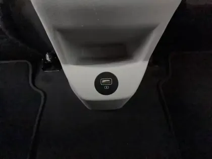 Photo 11 Hyundai Bayon  1.0 T-GDi 100 Hybrid 48V