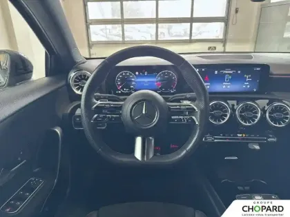 Photo 15 Mercedes Classe A  180 7G-DCT